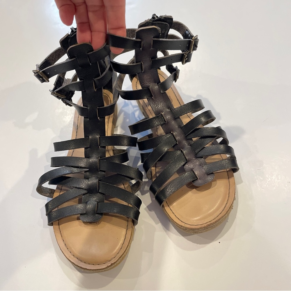 Just Fab Nydia Sandals - Picture 2 of 7